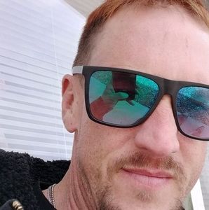 Meet your Posher, Kenny